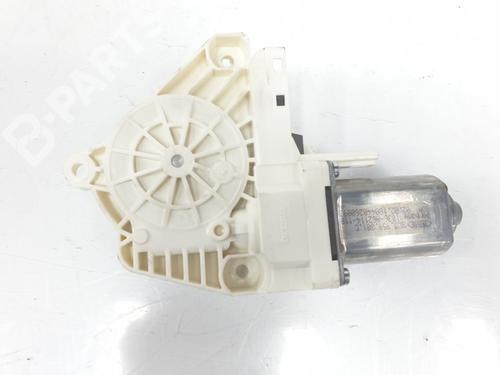 Used Front left window mechanism Front left window mechanism AUDI A1 Sportback (8XA, 8XF) 1.0 TFSI (95 hp) 9826221 9826221