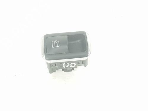 Used Right front window switch MERCEDES-BENZ CLA Coupe (C117) CLA 200 CDI (117.301) (136 hp) 8332481