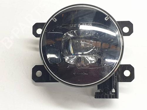 Used Right front fog light Right front fog light 39570592 39570592