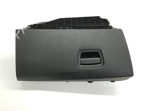 Used Glove box BMW 5 Touring (F11) 530 d xDrive (258 hp) 26034066