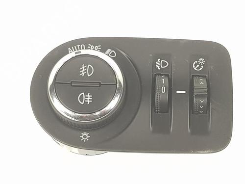 Used Headlight switch OPEL ASTRA K (B16) 1.6 CDTi (68) (110 hp) 10689971