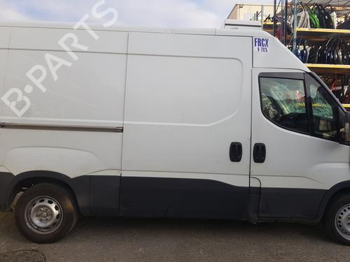 Engine control unit (ECU) IVECO DAILY VI Van | BP38264645M57 - Image 11