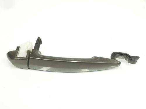 Used Rear left exterior door handle Rear left exterior door handle BMW 1 (E87) 118 d (122 hp) 1637989 1637989