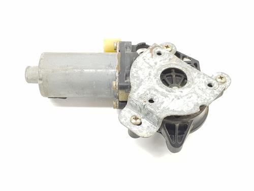 Right front window motor NISSAN TERRANO II (R20) 2.7 TDi 4WD | BP18240526E20 