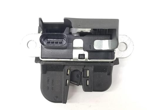 Used Tailgate lock VW GOLF VII (5G1, BQ1, BE1, BE2) 1.0 TSI (115 hp) 8317988