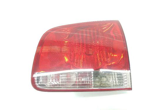 Feu de coffre droit VW TOUAREG (7LA, 7L6, 7L7) 2.5 R5 TDI (174 hp) 11752584