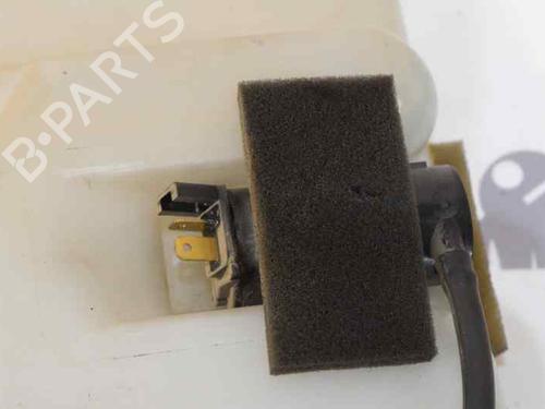 Windscreen washer tank TOYOTA LAND CRUISER 90 (_J9_) 3.0 D-4D 4WD (KDJ90_, KDJ95_, KDJ90W, KDJ95W) | BP7420583C113 