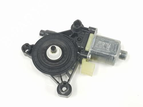 Used Right front window motor VW T-ROC (A11, D11) 1.5 TSI (150 hp) 17172302