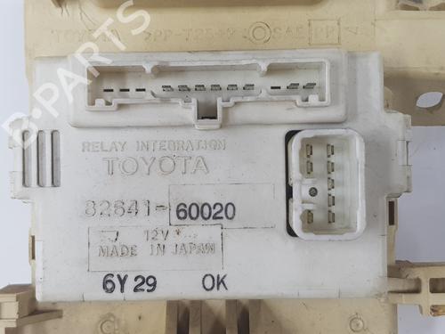 Fuse box TOYOTA LAND CRUISER 90 (_J9_) 3.0 TD (KZJ90_, KZJ95_, KZJ90R, KZJ95R, KZJ90W, KZJ95W) | BP18705032E1 