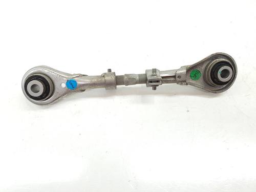 Used Right rear suspension arm Right rear suspension arm PEUGEOT 3008 II SUV (MC_, MR_, MJ_, M4_) Hybrid 180 (M4DGLU) (179 hp) 40155756 40155756