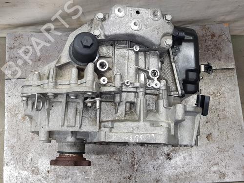 Used Gearbox Gearbox VW GOLF VII Variant (BA5, BV5) 2.0 GTD (184 hp) 33269747 33269747