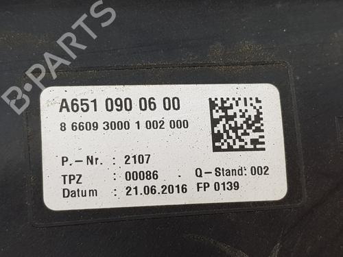 Air filter box MERCEDES-BENZ C-CLASS Convertible (A205) C 220 d (205.404) | BP29617263M87 