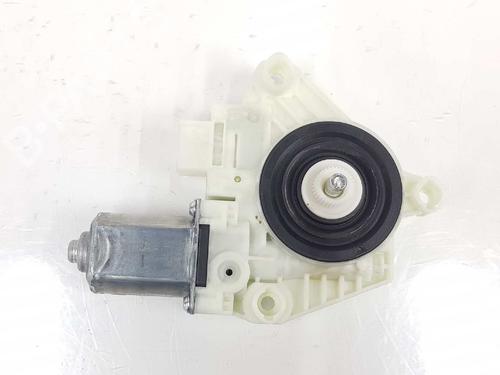 Vindusheismotor høyre foran MERCEDES-BENZ C-CLASS (W205) C 220 BlueTEC / d (205.002, 205.004) | BP5660944E20 