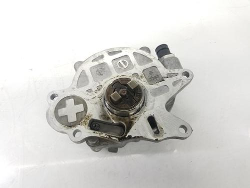 Used Vacuum pump VW GOLF VI (5K1) 1.6 TDI (105 hp) 8803666