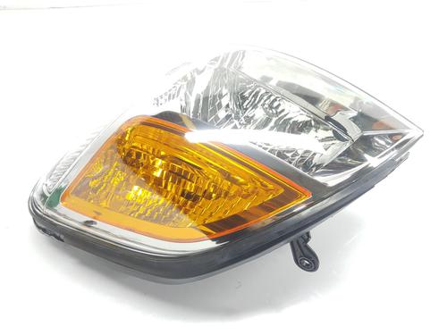 Used Left headlight HYUNDAI H-1 / STAREX Bus (A1) [1997-2025]  16541429