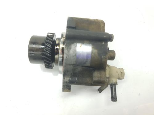 Used Vacuum pump TOYOTA LAND CRUISER 90 (_J9_) 3.0 D-4D 4WD (KDJ90_, KDJ95_, KDJ90W, KDJ95W) (163 hp) 9770419