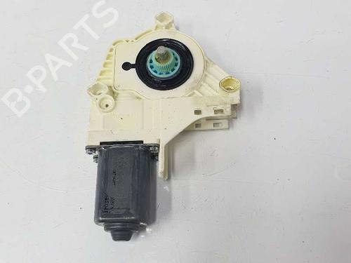 Right rear window motor LAND ROVER RANGE ROVER SPORT I (L320) 2.7 D 4x4 | BP7916151E22 