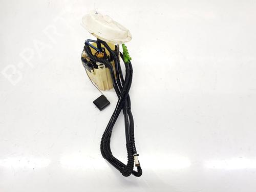 Used Fuel pump MERCEDES-BENZ GLK-CLASS (X204) 220 CDI (204.902) (170 hp) 9089461