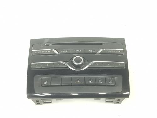 Switch INFINITI Q30 1.5 D (109 hp) 17339622