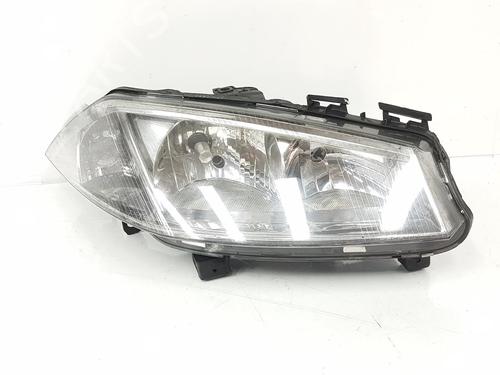 Used Right headlight RENAULT MEGANE II (BM0/1_, CM0/1_) 1.5 dCi (BM1E, CM1E) (106 hp) 8371920