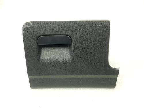 Used Glove box VW SCIROCCO III (137, 138) 1.4 TSI (122 hp) 8635766