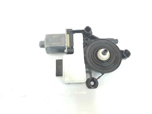 Rudehejsemotor bagstkærm højre SEAT LEON (5F1) 2.0 TDI (150 hp) 4975680