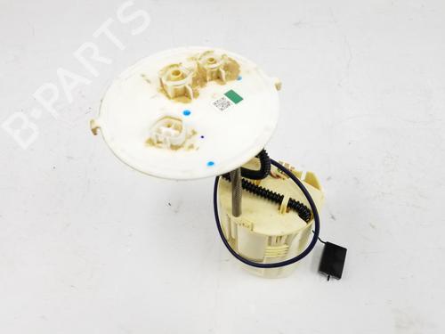 Used Fuel pump TOYOTA HILUX VIII Pickup (_N1_) 2.4 D 4WD (GUN125_, GUN125R) (150 hp) 12573462