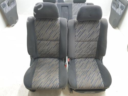 Juego Asientos TOYOTA LAND CRUISER 90 (_J9_) 3.0 TD (KZJ90_, KZJ95_, KZJ90R, KZJ95R, KZJ90W, KZJ95W) | BP30701021C78