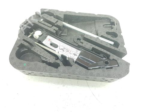 Used Jack Kit MINI MINI (R56) Cooper (120 hp) 14089831