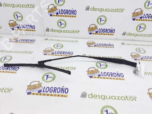 Used Front windshield wiper arm VW GOLF V (1K1) 2.0 TDI 16V (140 hp) 7895429