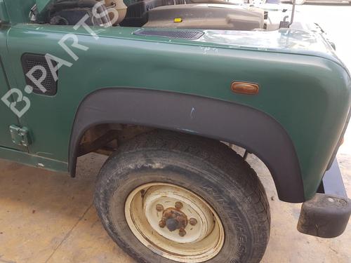 Right taillight LAND ROVER DEFENDER Cabrio (L316) 2.5 Td5 4x4 (L316) | BP10380929C35 