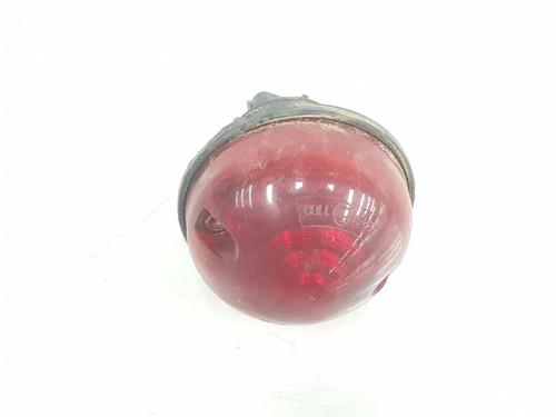 Used Right taillight LAND ROVER DEFENDER Station Wagon (L316) 2.5 Td5 4x4 (L316) (122 hp) 8068192