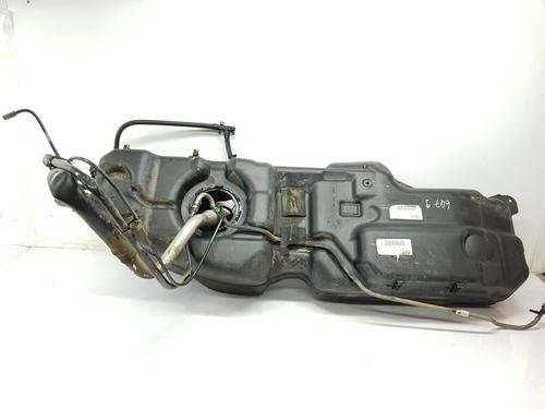 Used Fuel tank LAND ROVER DISCOVERY III (L319) 2.7 TD 4x4 (190 hp) 15616171