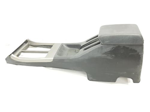 Used Armrest / Center console NISSAN TERRANO II (R20) 2.7 TDi 4WD (125 hp) 17727993