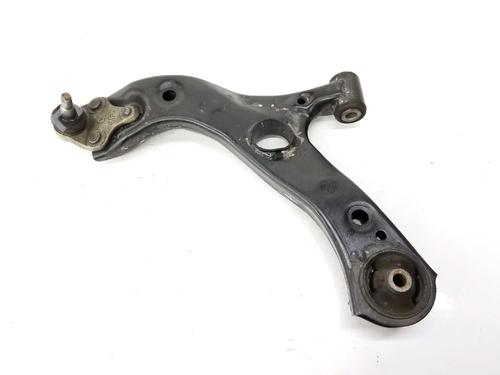 Used Left front suspension arm TOYOTA C-HR (_X1_) 1.8 Hybrid (ZYX10_, ZYX11_, ZYX10R, ZYX11R) (122 hp) 6896481