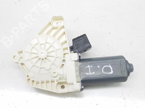 Left front window motor MERCEDES-BENZ CLA Shooting Brake (X117) CLA 200 CDI / d (117.908) | BP11885843E21 