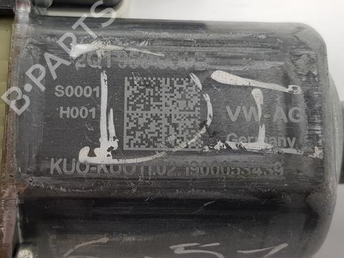 Left front window motor SEAT IBIZA V (KJ1, KJG) 1.0 TSI | BP26137991E21 