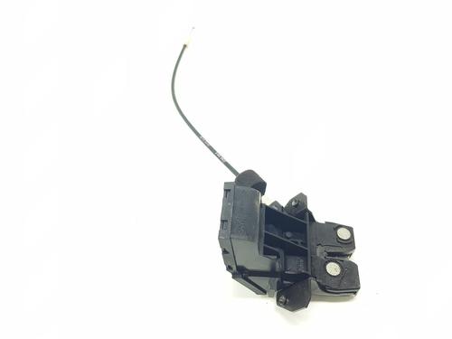 Used Tailgate lock MERCEDES-BENZ E-CLASS (W211) E 320 CDI (211.026) (204 hp) 29311726