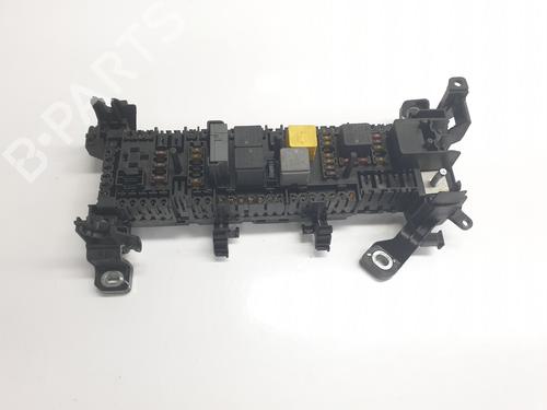 Used Fuse box MERCEDES-BENZ GLA-CLASS (X156) GLA 180 (156.942) (122 hp) 22408066