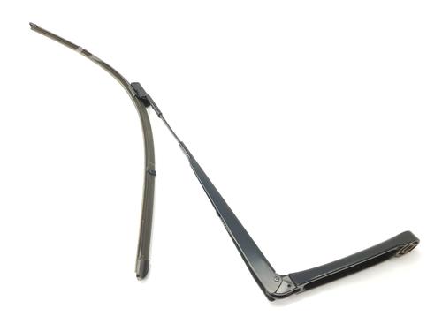 Used Front windshield wiper arm SEAT IBIZA V (KJ1, KJG) [2017-2025]  27571004