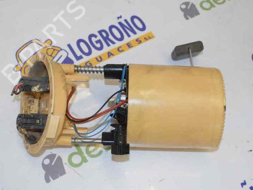 Used Fuel pump BMW 1 Coupe (E82) 123 d (204 hp) 798344