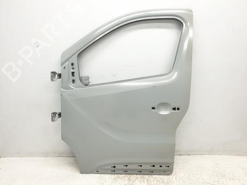 Used Left front door RENAULT TRAFIC III Bus (JG_) [2014-2025]  21004063
