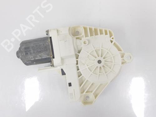 Left rear window motor AUDI Q3 (8UB, 8UG) 2.0 TDI | BP12583205E23 