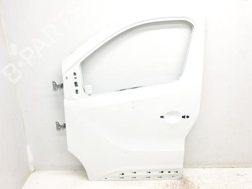 Used Left front door RENAULT TRAFIC III Bus (JG_) [2014-2025]  21003807