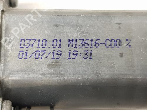 Right front window motor DACIA SANDERO II TCe 90 (B8M1, B8MA, B8AC) | BP19099681E20 