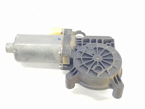 Used Right front window motor MERCEDES-BENZ M-CLASS (W163) ML 270 CDI (163.113) (163 hp) 14834557
