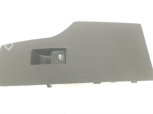 Used Left rear window switch SEAT IBIZA V (KJ1, KJG) 1.0 MPi (80 hp) 13505952