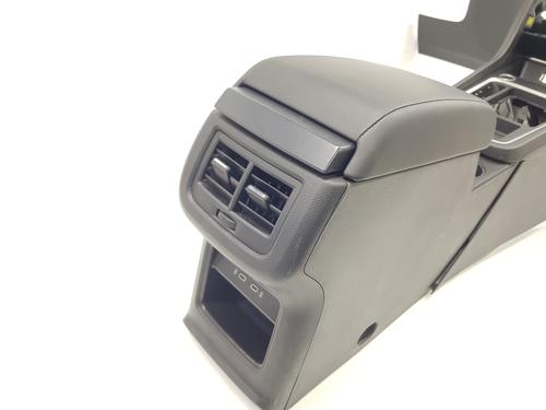 Armrest / Center console SEAT ATECA (KH7, KHP) 1.5 TSI | BP30700992I20