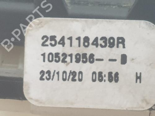 Right front window switch DACIA SANDERO III 1.0 TCe 90 | BP36186178I26 - Image 3