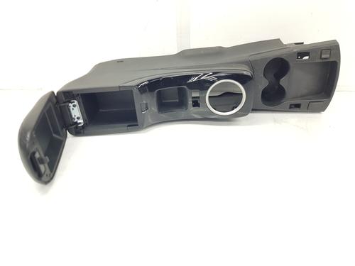 Armrest / Center console NISSAN LEAF (ZE0) Electric | BP11687121I20 